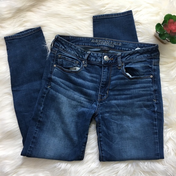 American Eagle Outfitters Denim - American Eagle Medium Wash Skinny Jeans Size 12R